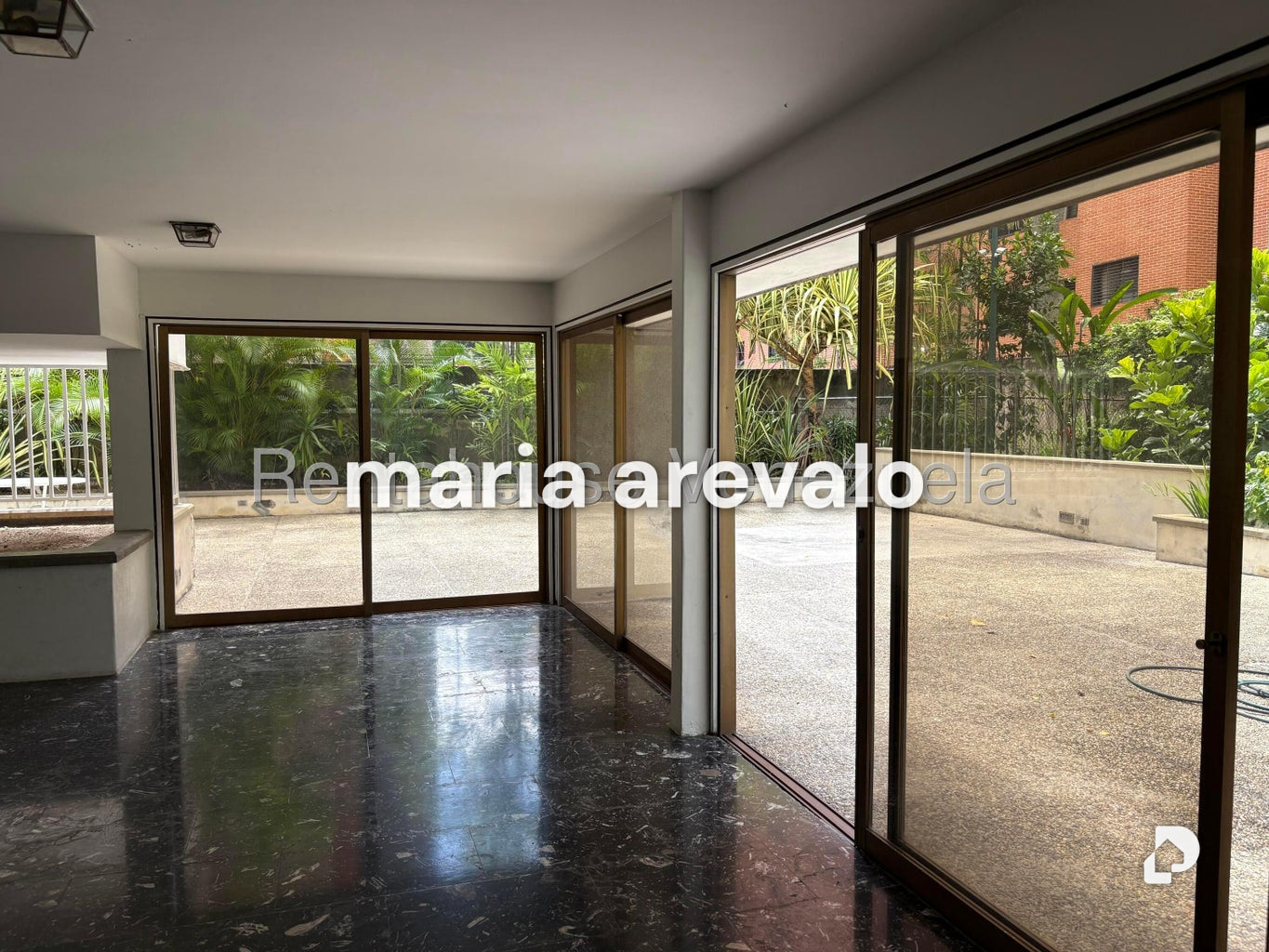 Apartamento en El Rosal, Caracas – 8