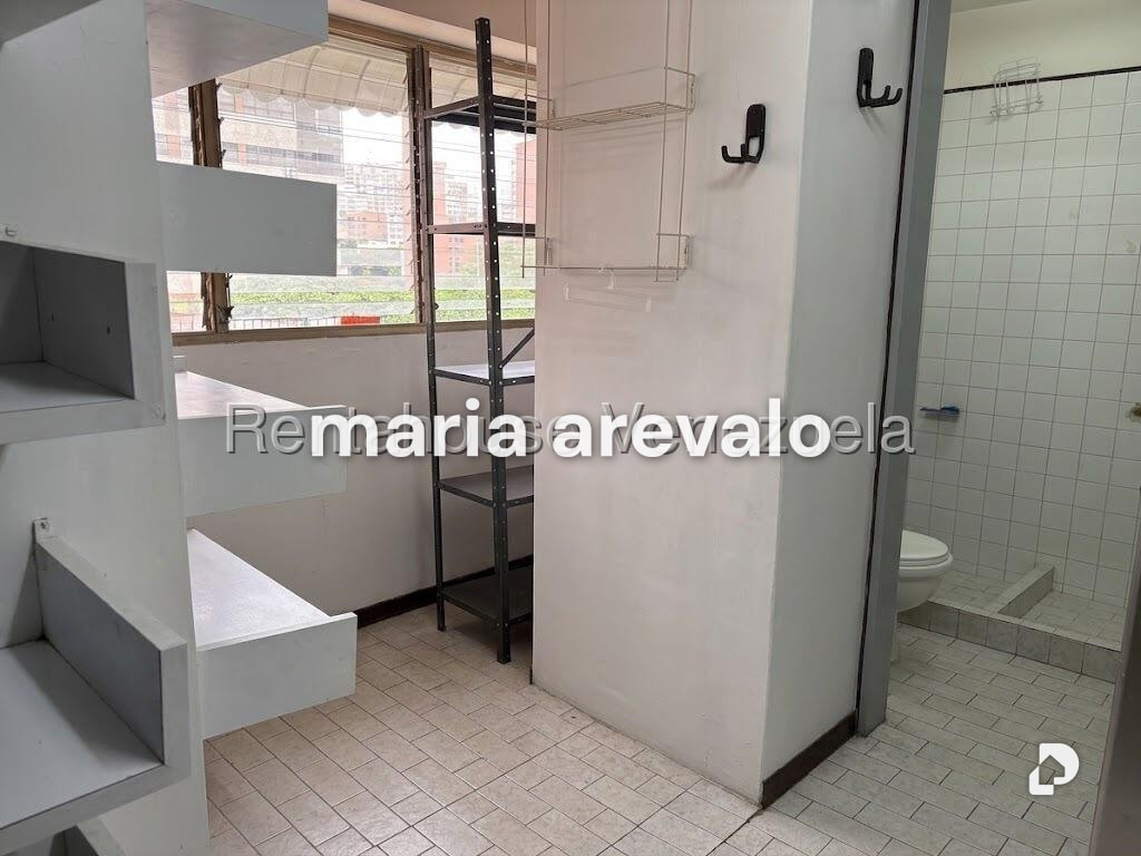 Apartamento en El Rosal, Caracas – 22