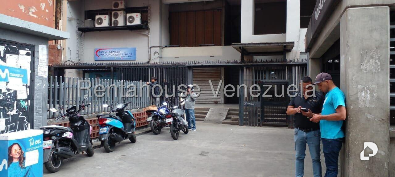 Local comercial en Parroquia La Candelaria, Caracas – 5