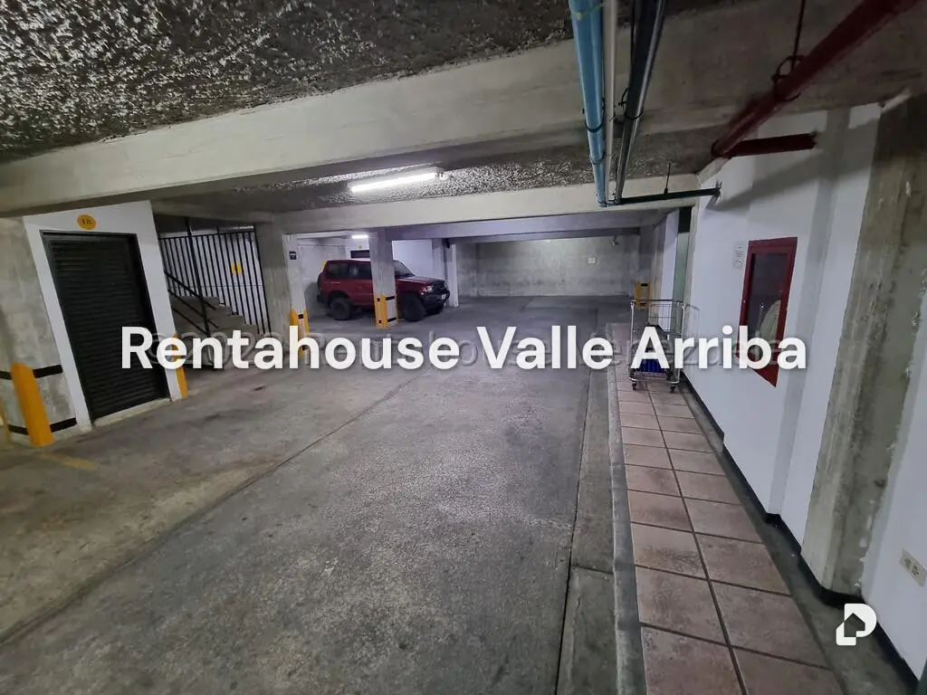 Apartamento en Campo Alegre, Caracas – 30