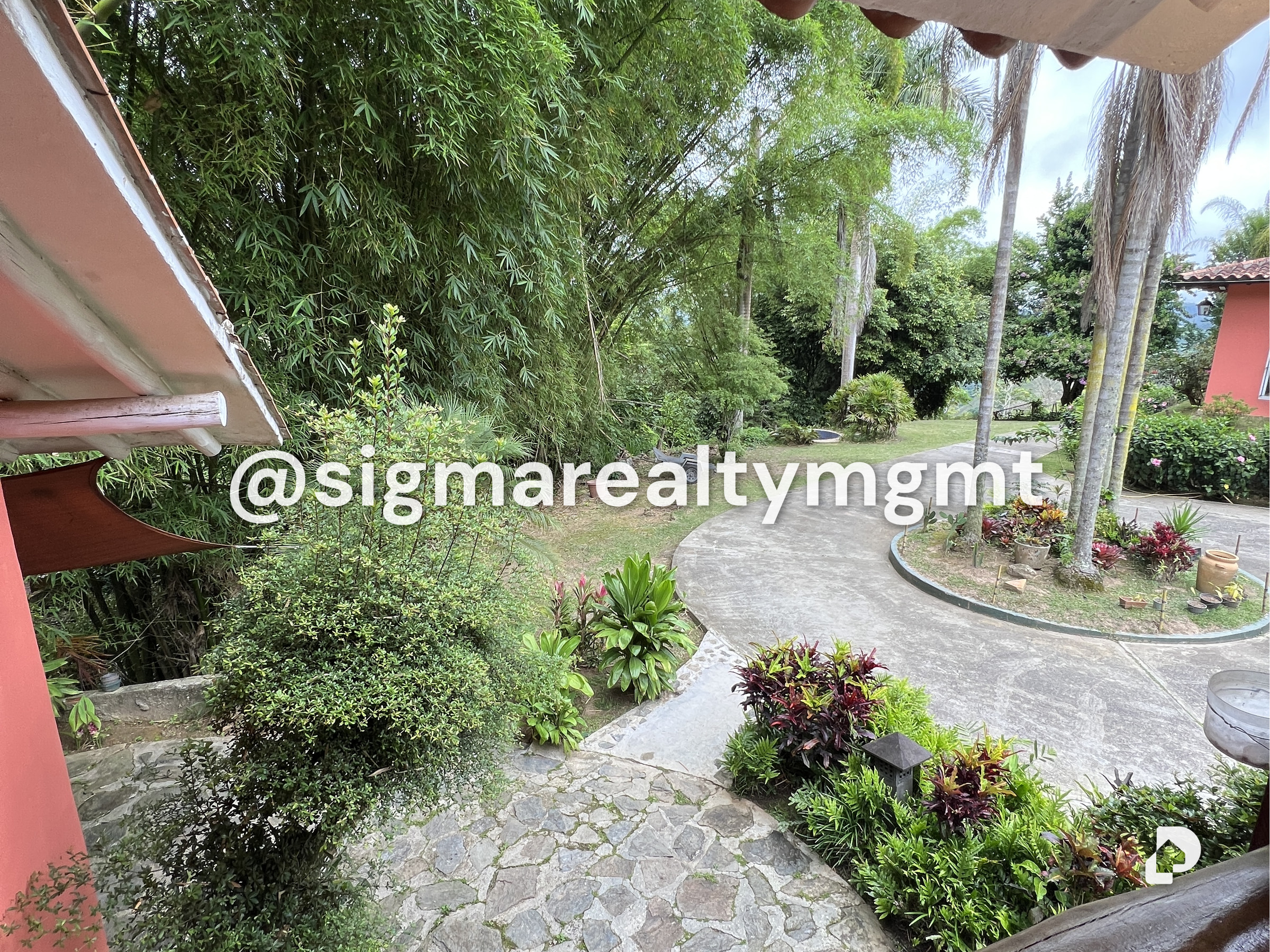 House in Oripoto, Caracas – 27