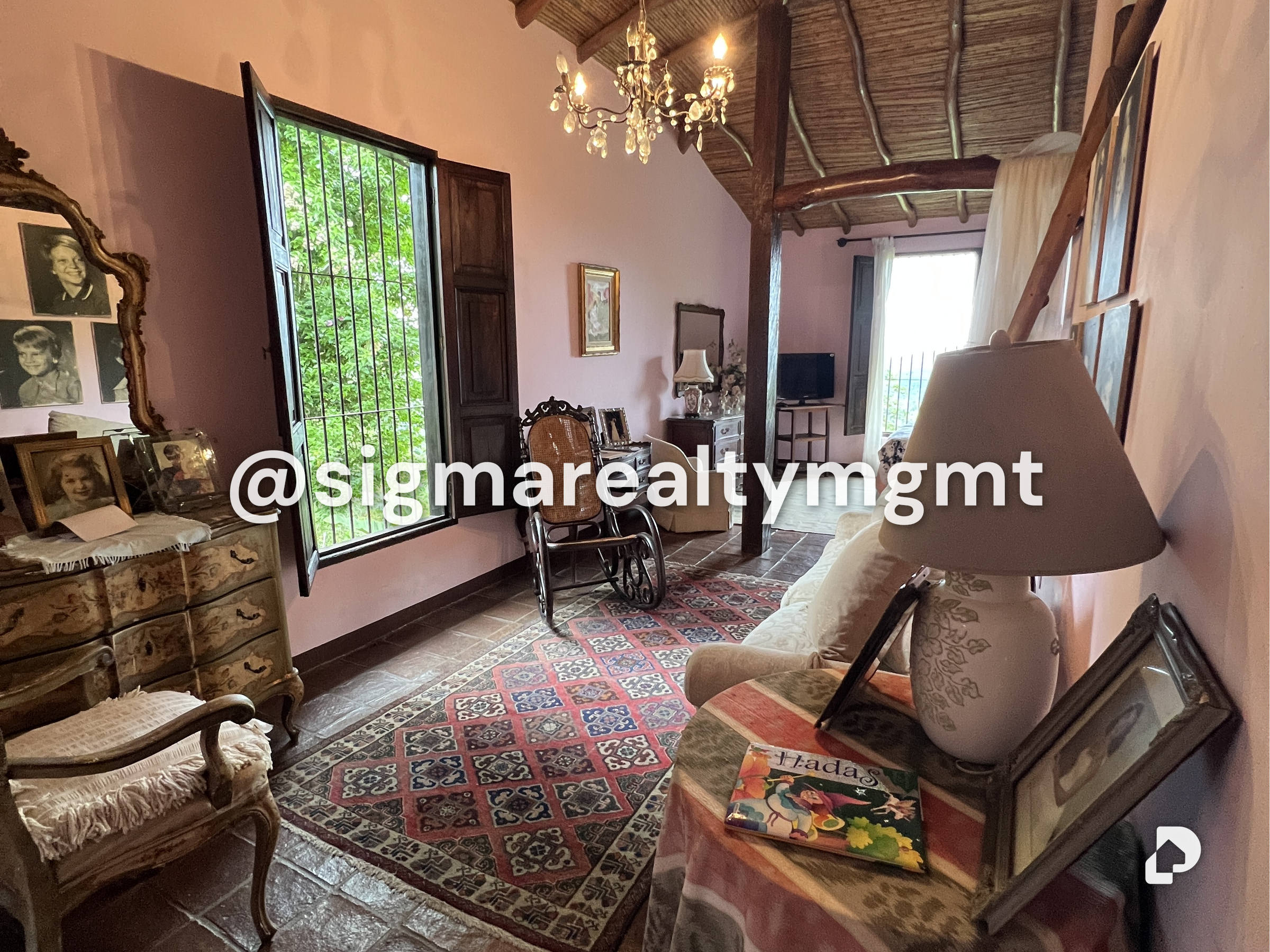 House in Oripoto, Caracas – 15
