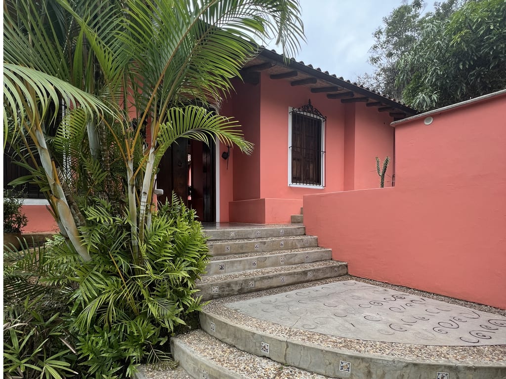 House in Oripoto, Caracas - 1