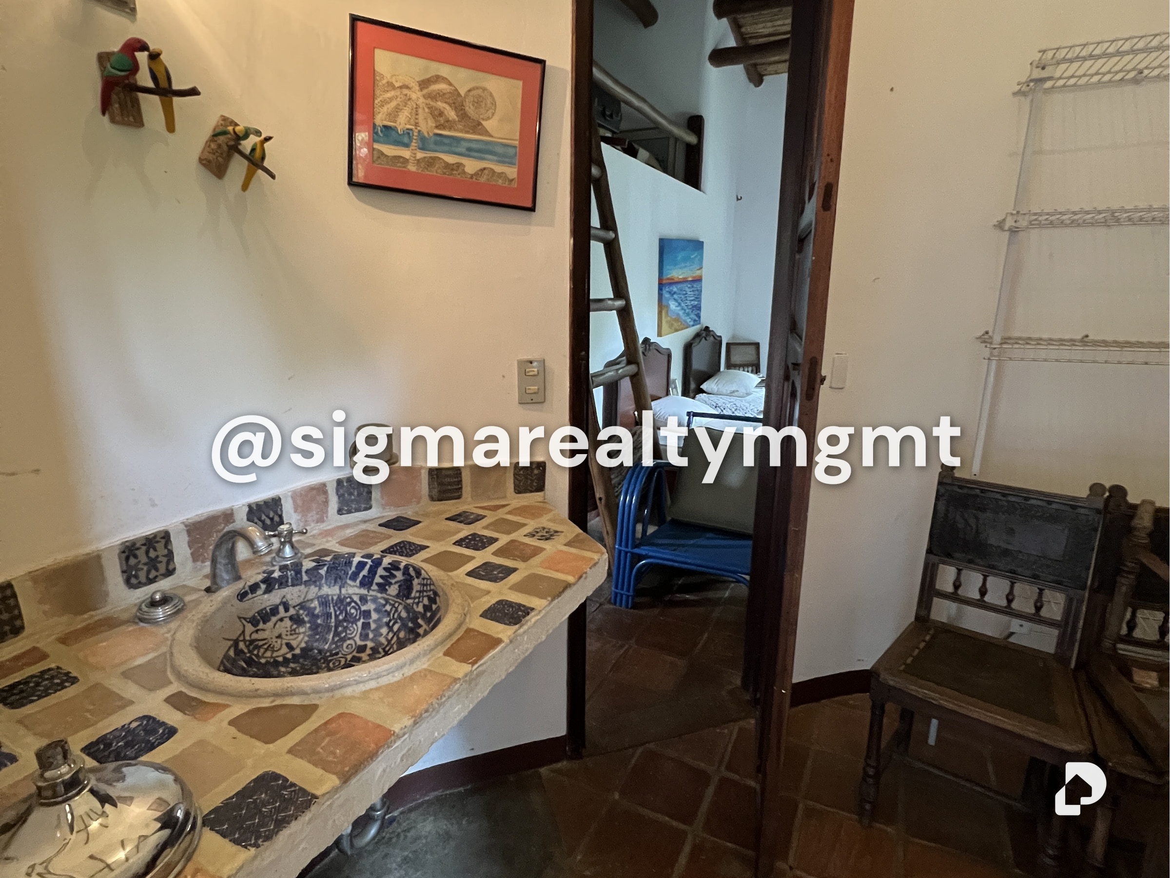 House in Oripoto, Caracas – 19