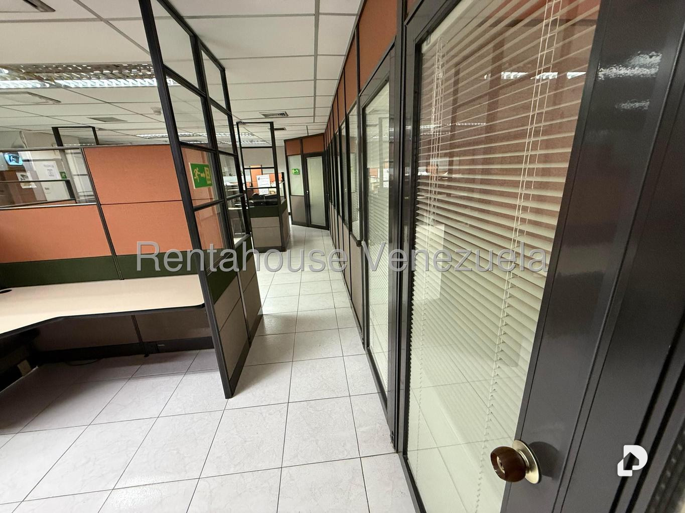 Oficina en Sabana Grande, Caracas – 19