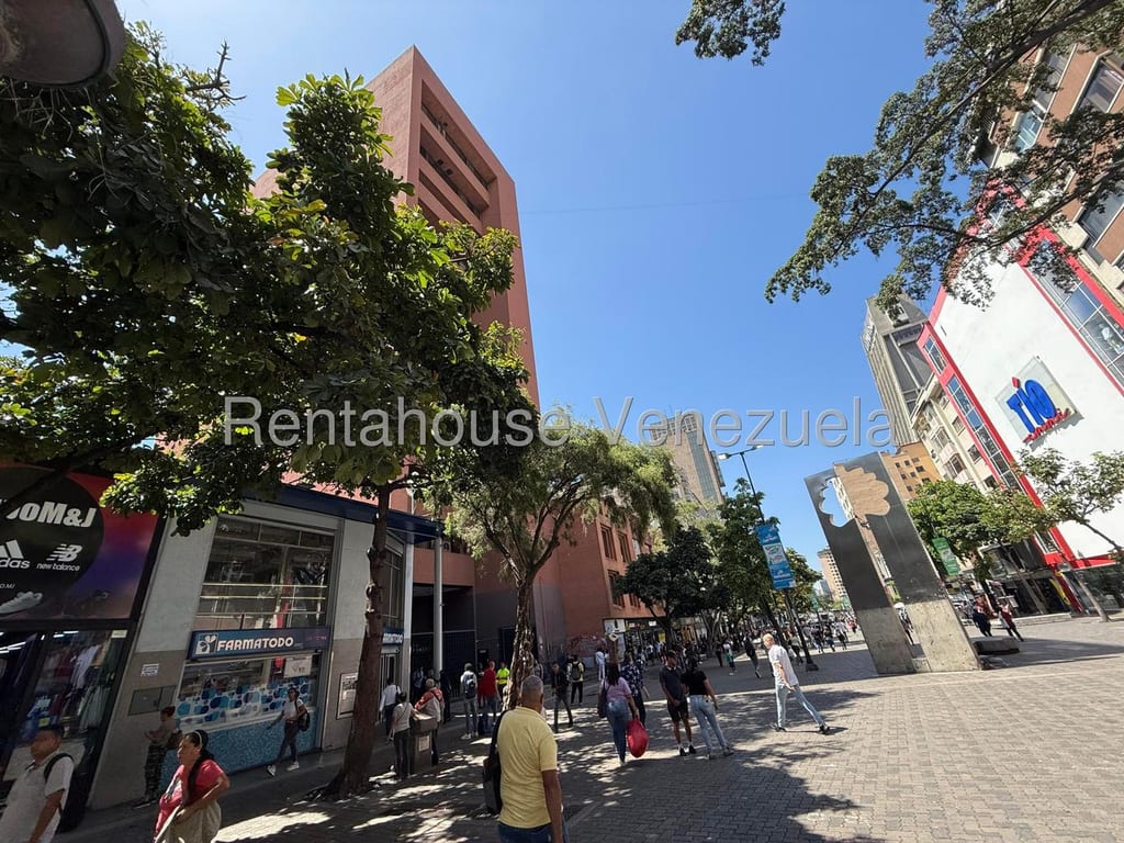 Oficina en Sabana Grande, Caracas - 1