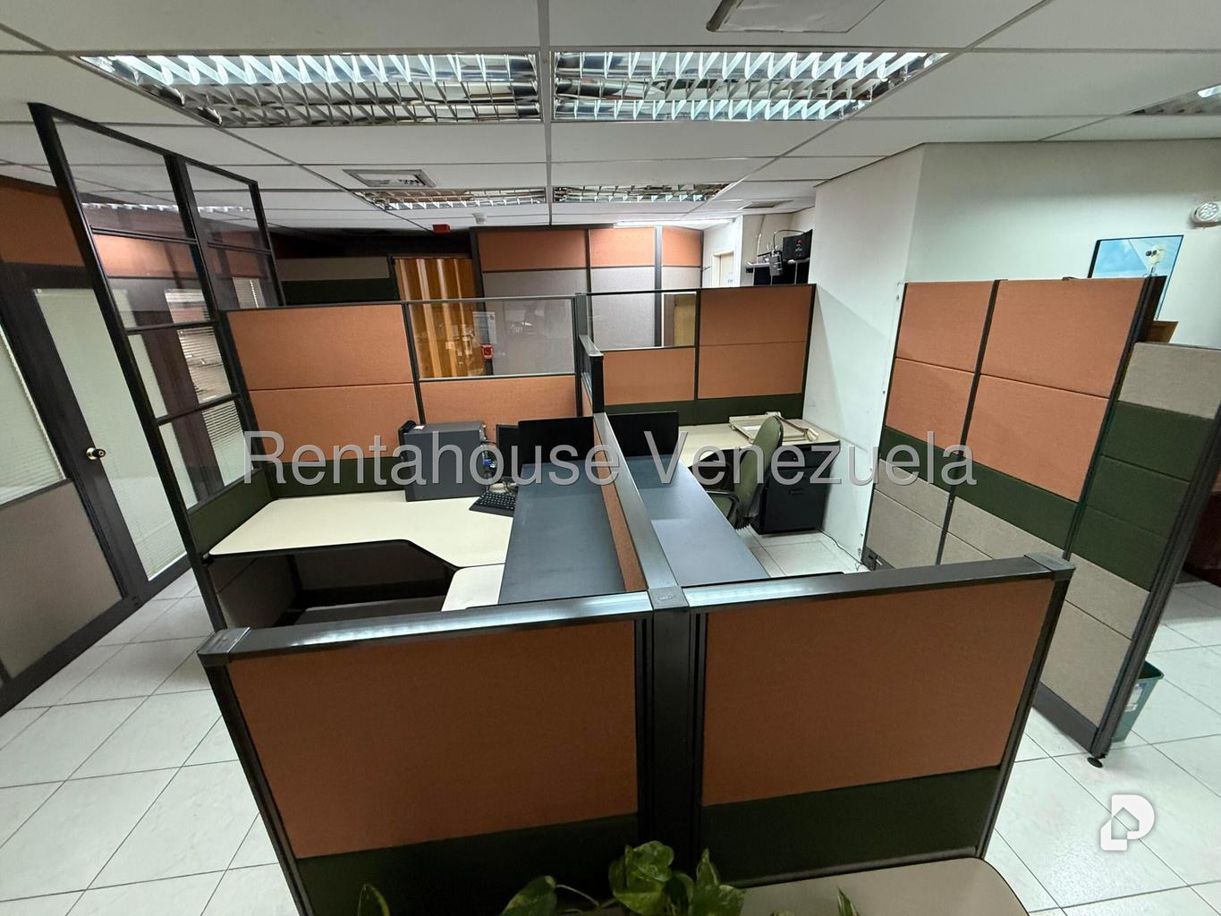 Oficina en Sabana Grande, Caracas – 22