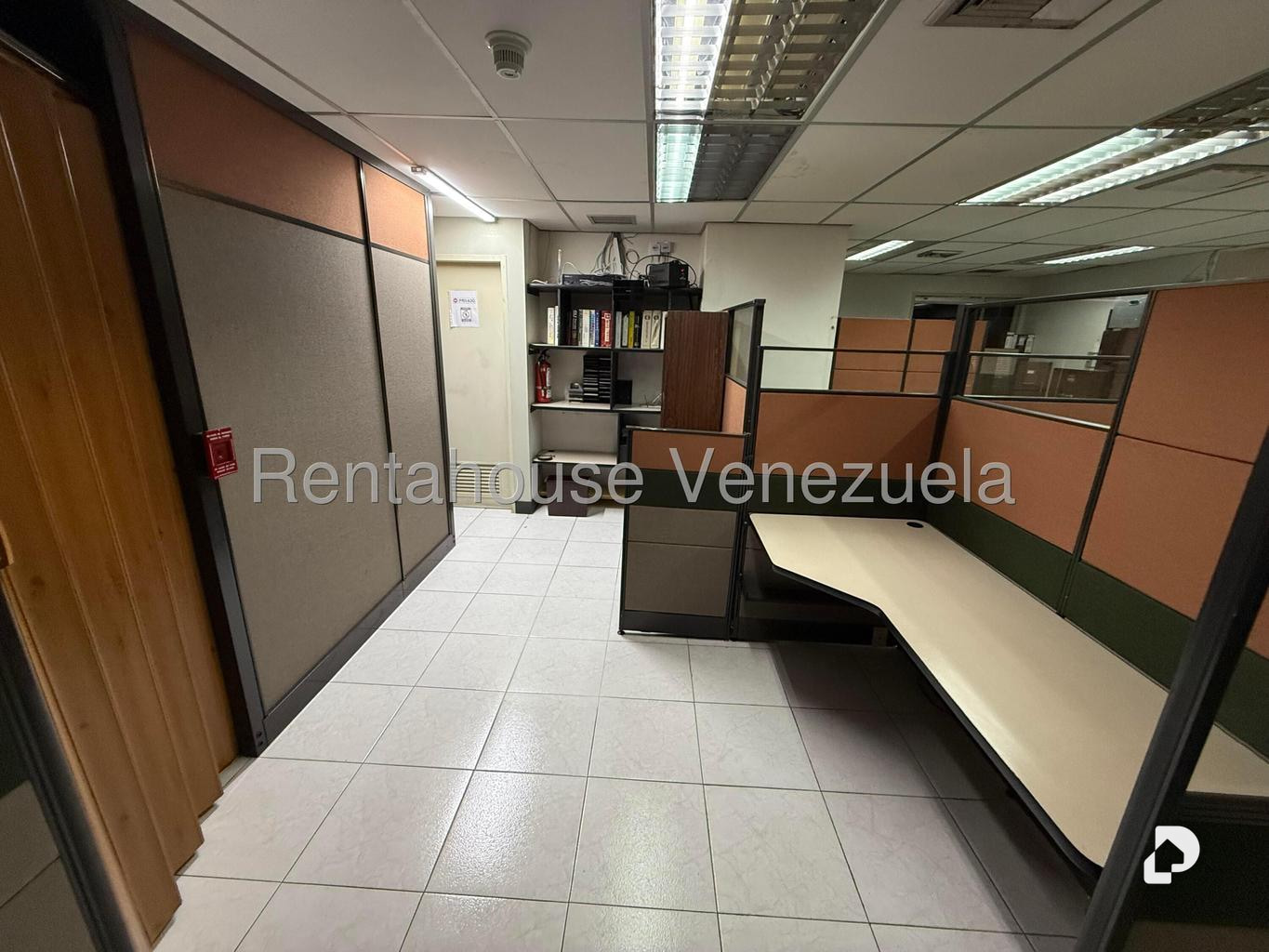 Oficina en Sabana Grande, Caracas – 21