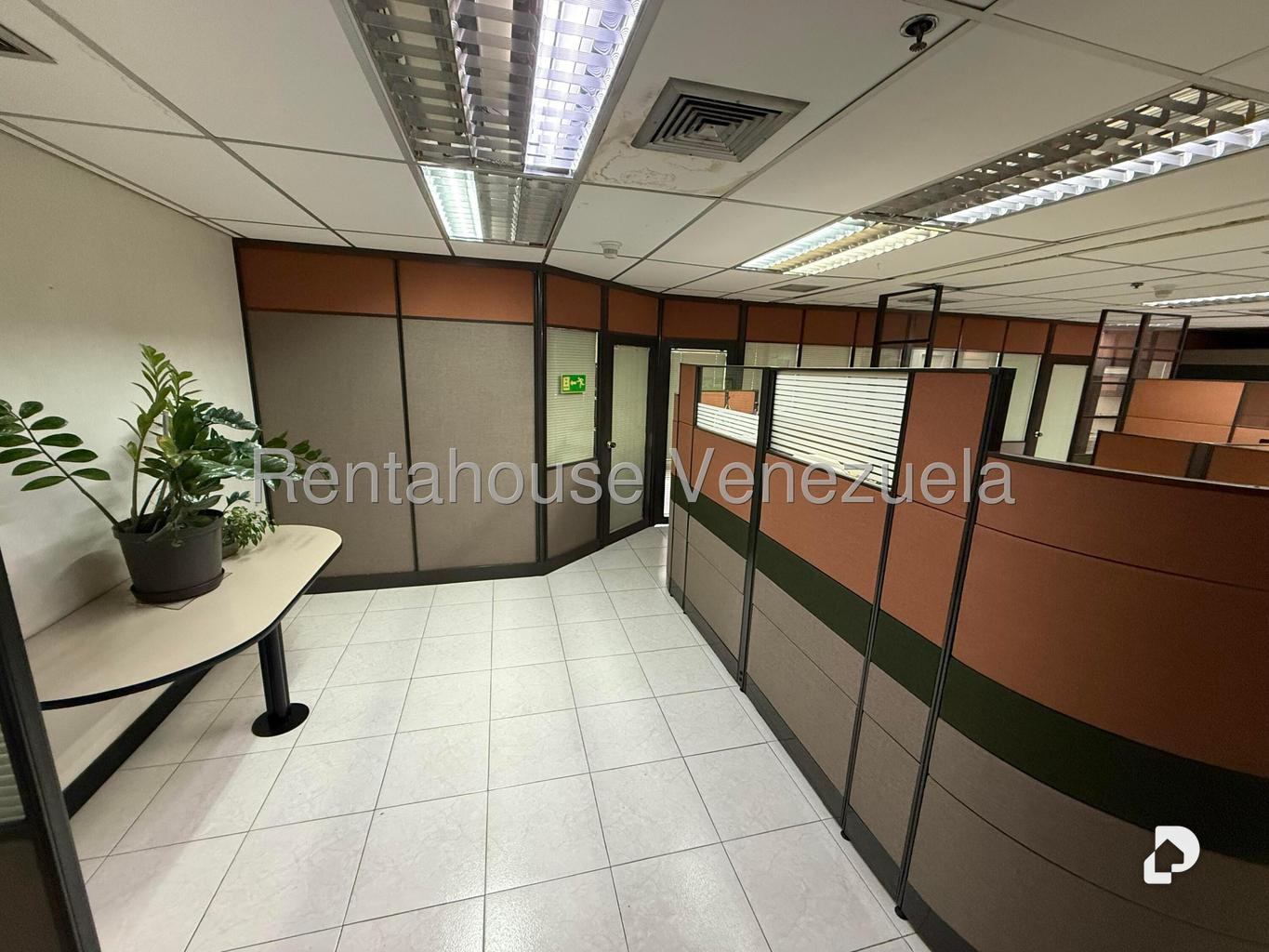 Oficina en Sabana Grande, Caracas – 11