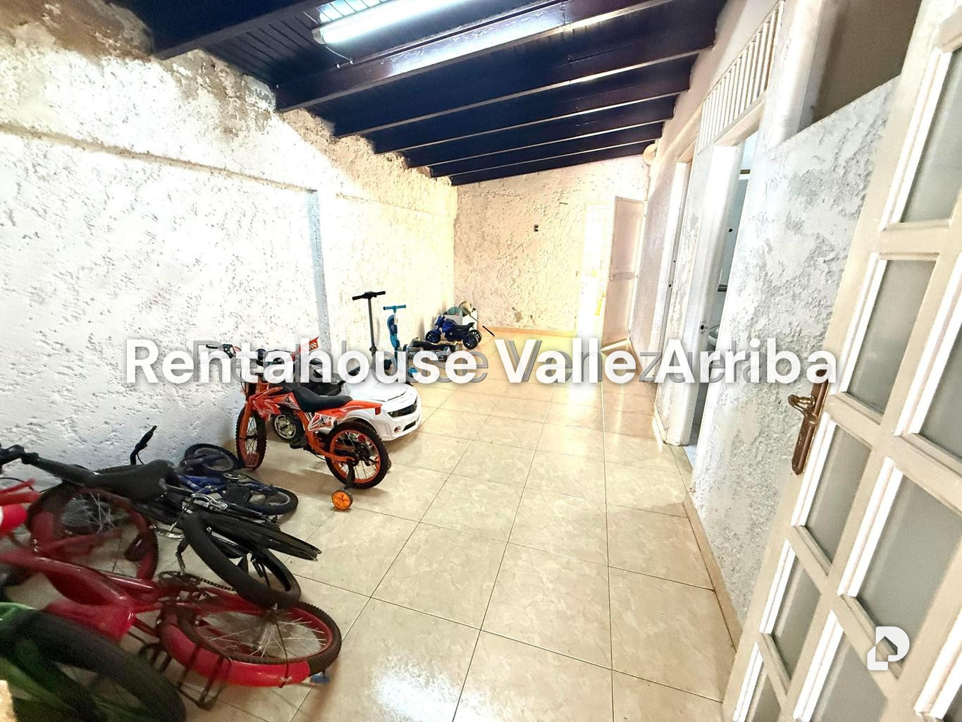 Casa en El Cafetal, Caracas – 27