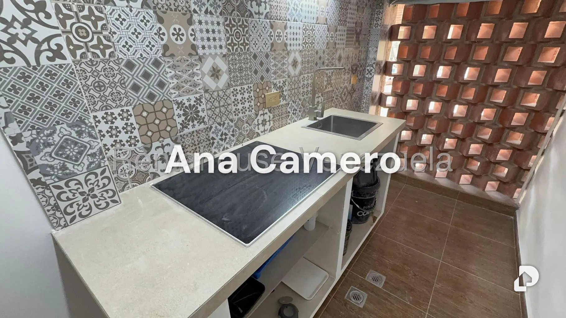 Local comercial en San Bernardino, Caracas – 23