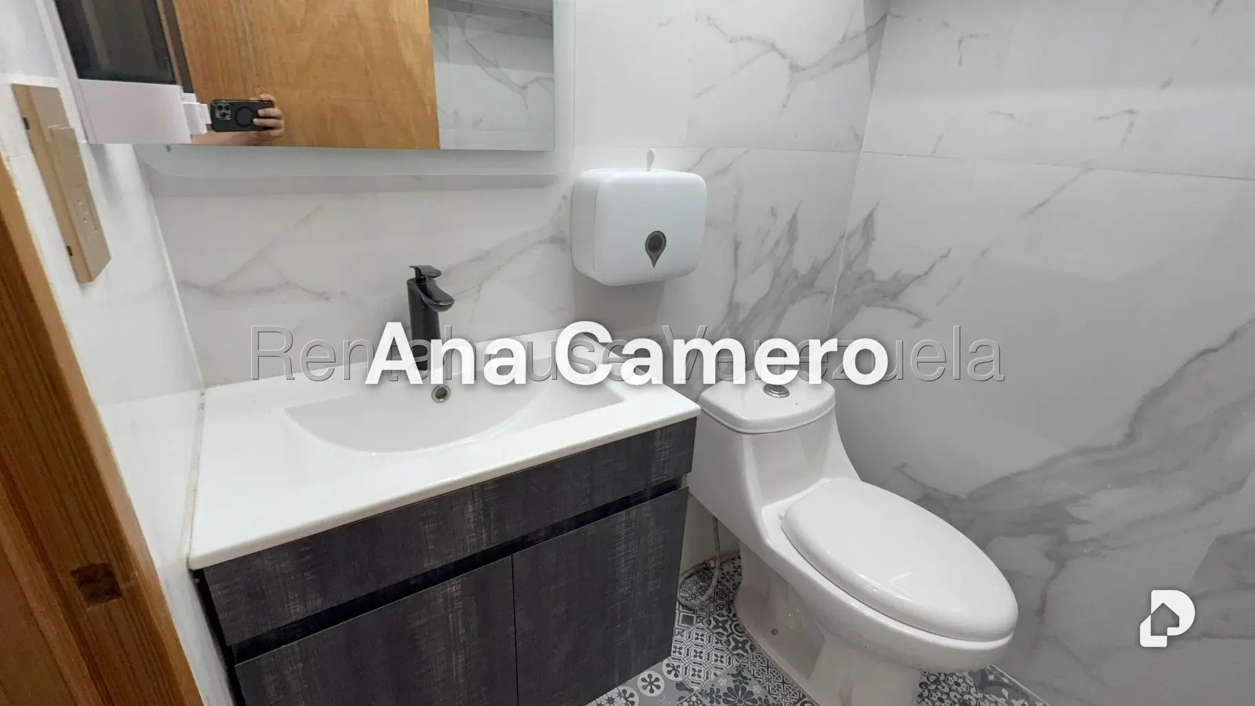 Local comercial en San Bernardino, Caracas – 29