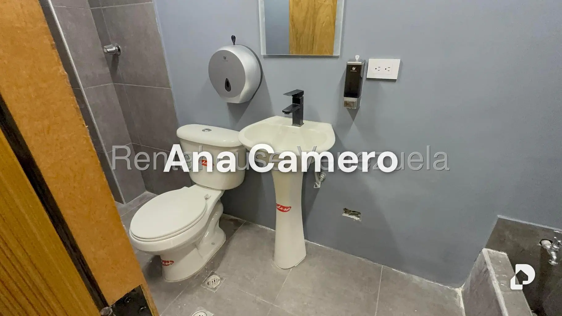 Local comercial en San Bernardino, Caracas – 15