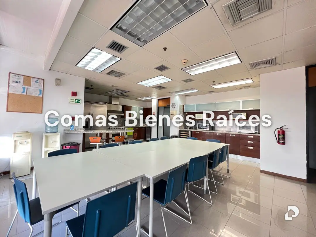 Office in Chacao, Caracas – 18