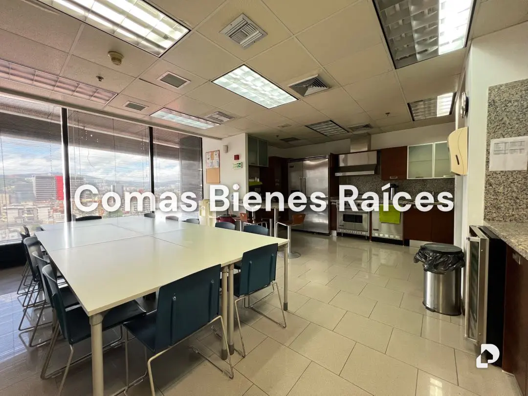 Office in Chacao, Caracas – 17