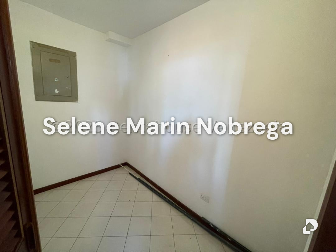 Apartamento en Altamira, Caracas – 24