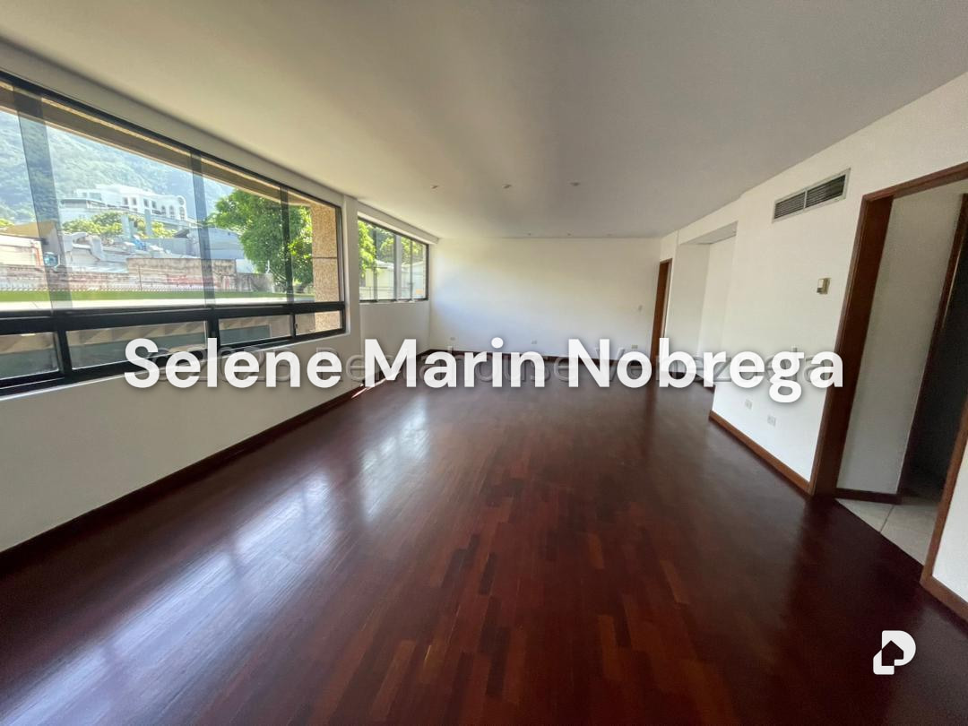 Apartamento en Altamira, Caracas – 3