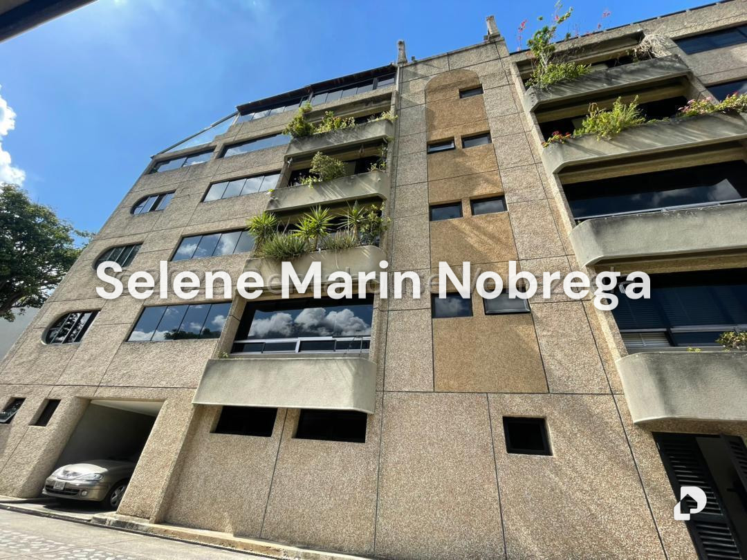 Apartamento en Altamira, Caracas – 1