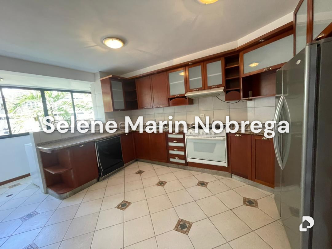 Apartamento en Altamira, Caracas – 9