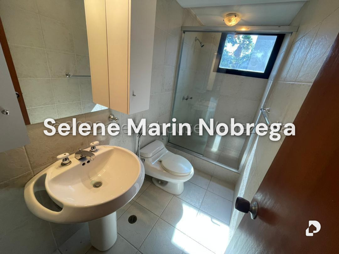 Apartamento en Altamira, Caracas – 23