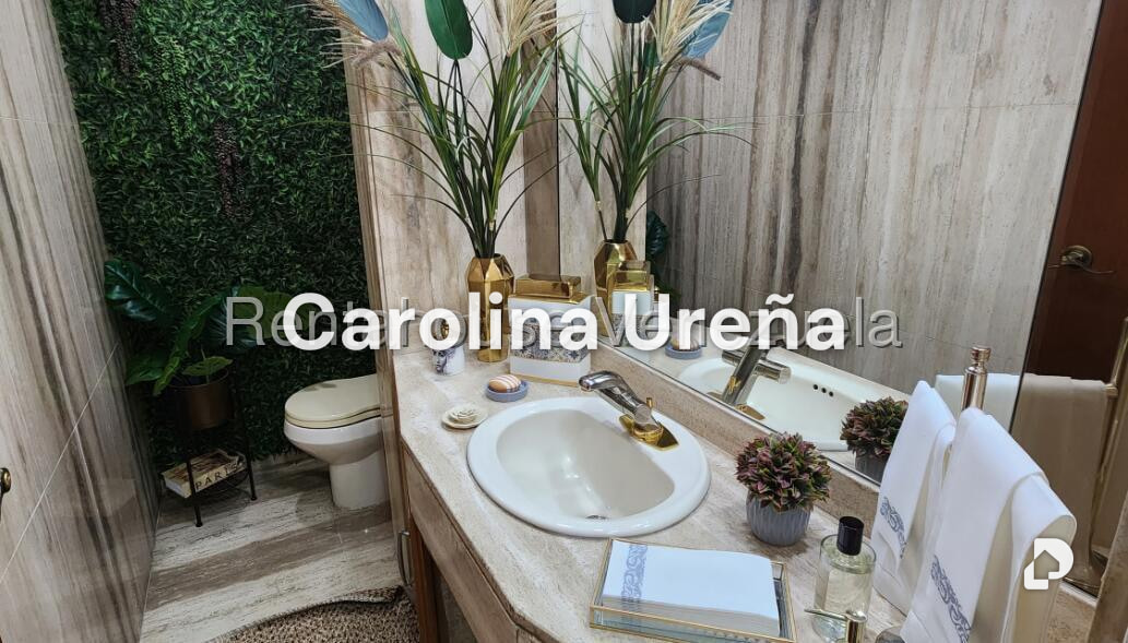 Penthouse en Alta Florida, Caracas – 11