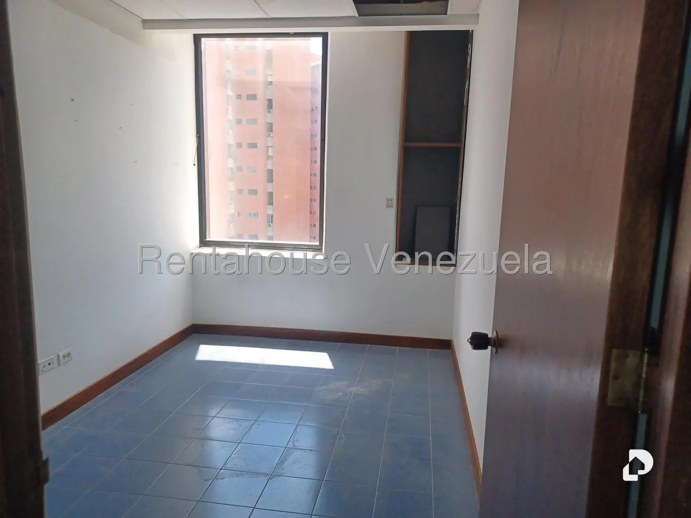 Oficina en Prados del Este, Caracas – 24