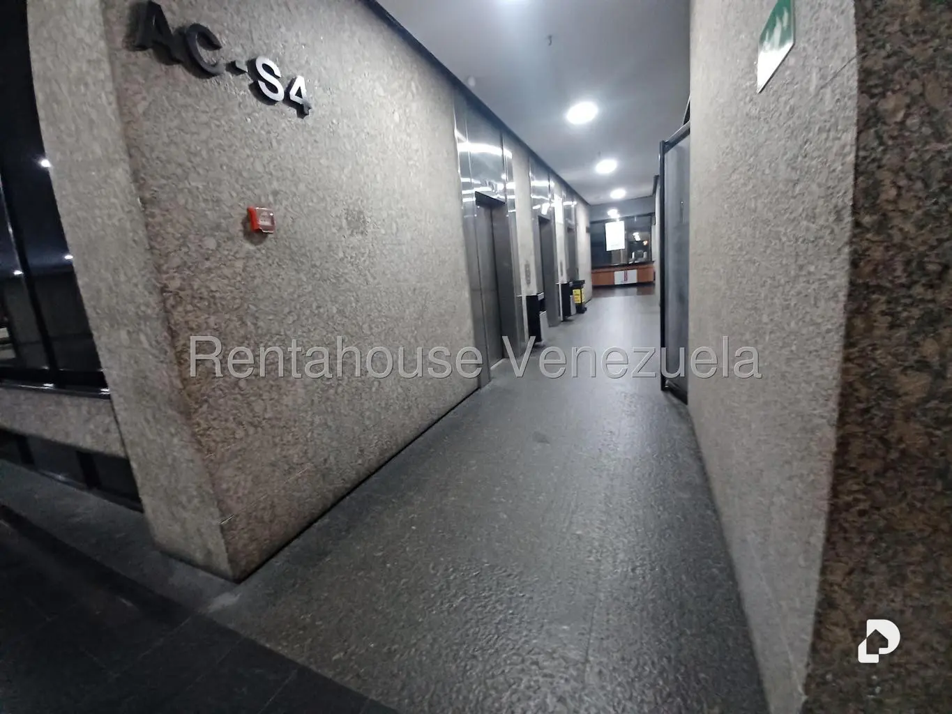 Oficina en Prados del Este, Caracas – 7