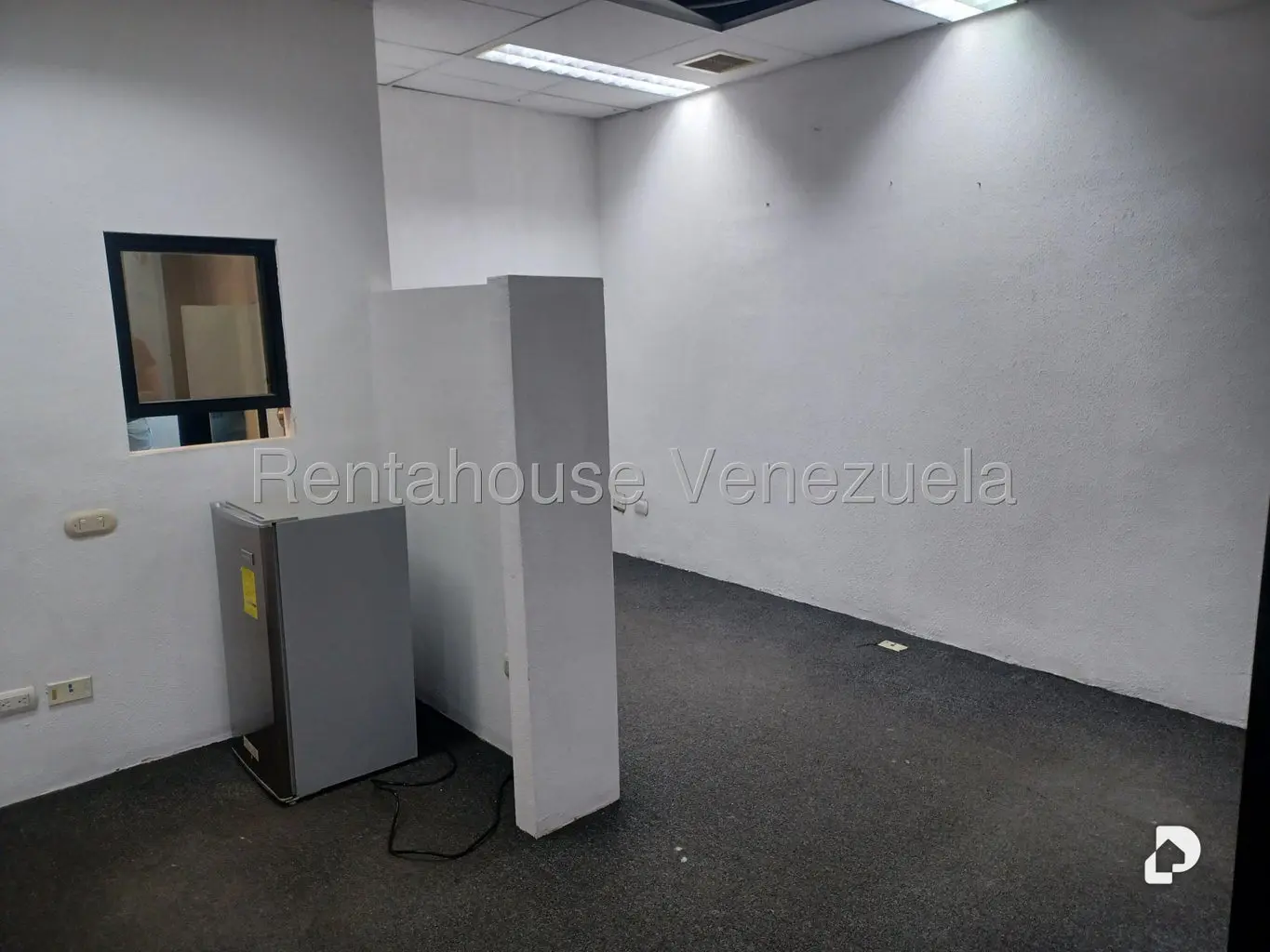 Oficina en Prados del Este, Caracas – 29