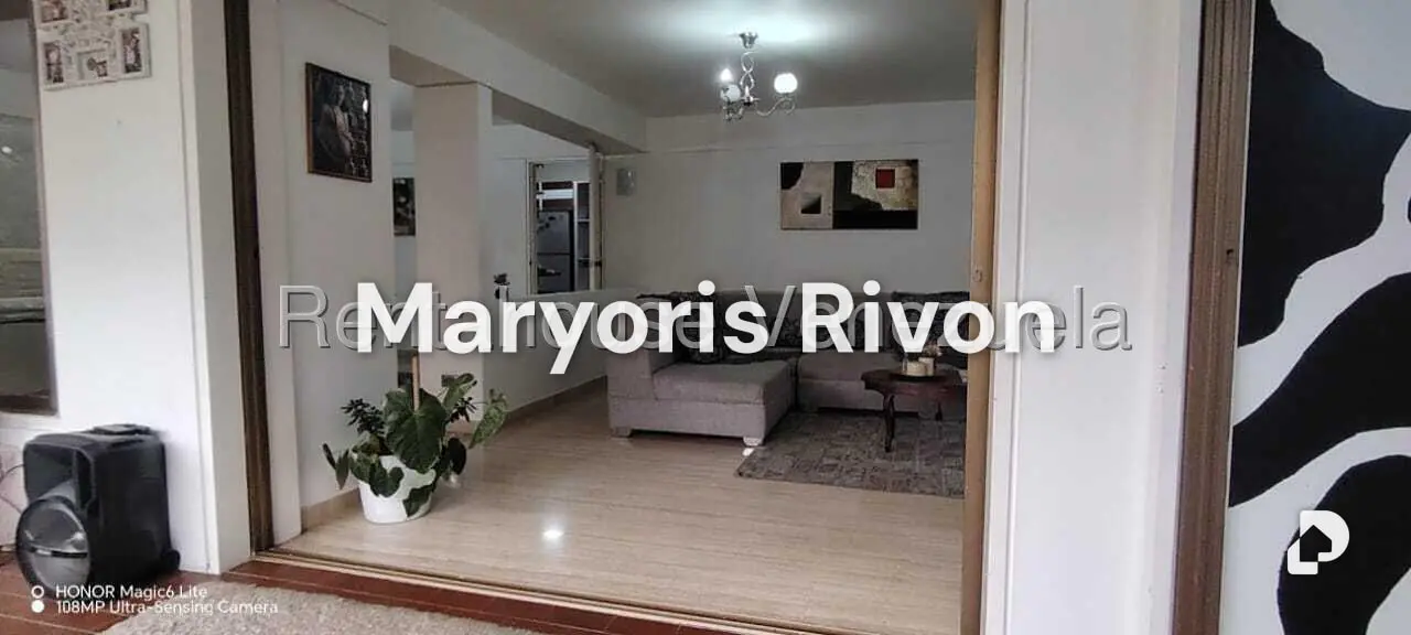 Apartamento en La Florida, Caracas – 12