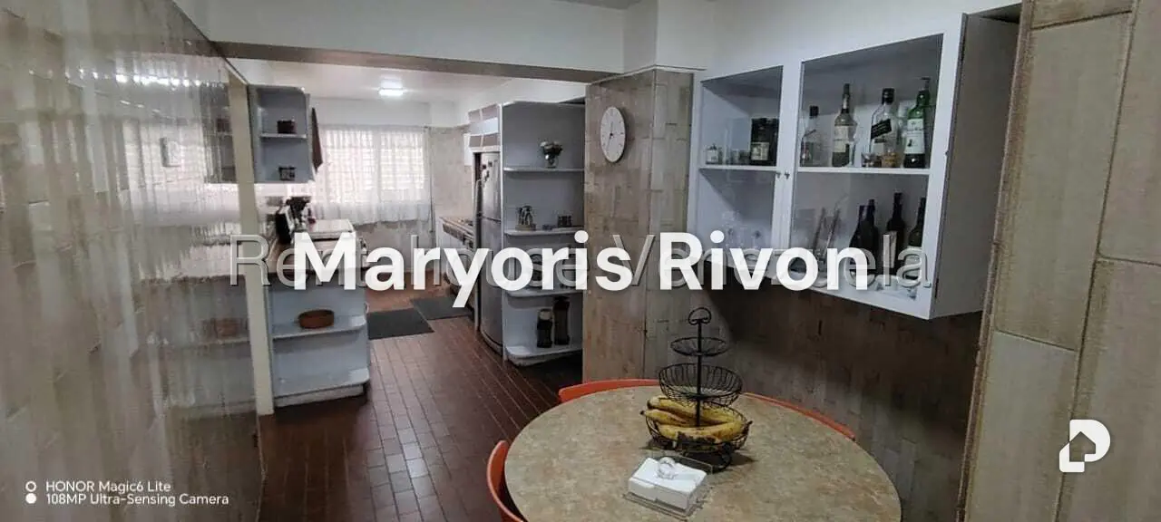 Apartamento en La Florida, Caracas – 15
