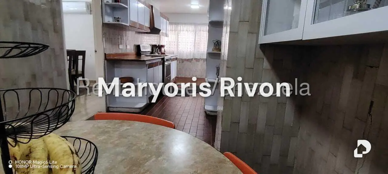 Apartamento en La Florida, Caracas – 19