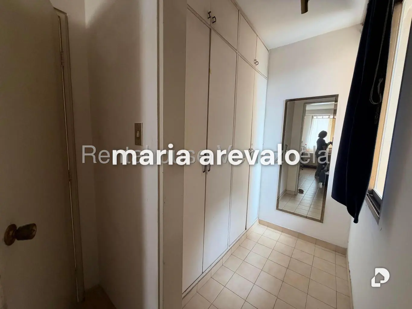 Apartamento en La Florida, Caracas – 24