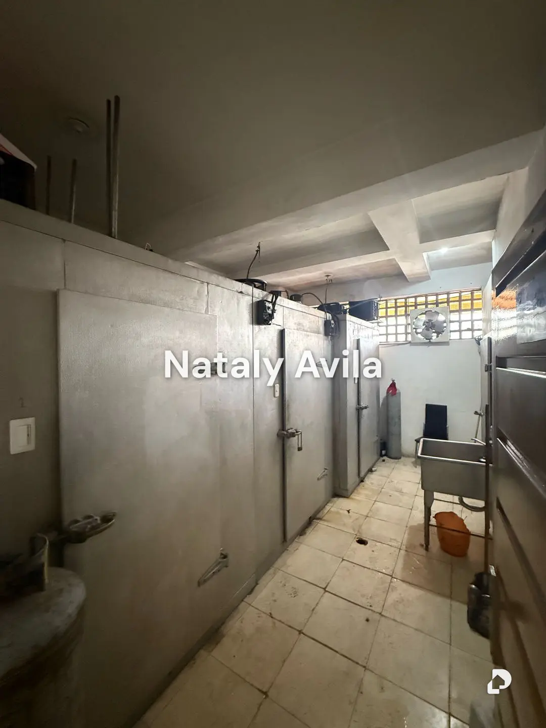 Local comercial en Industrial Castillito, Valencia – 10