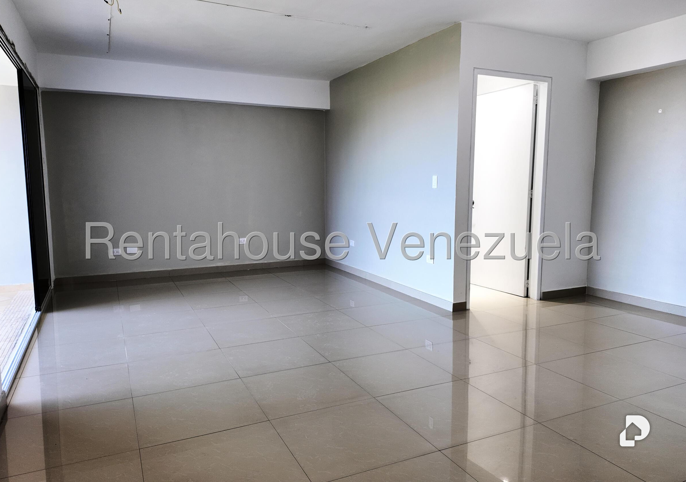 Apartamento en Oripoto, Caracas – 1