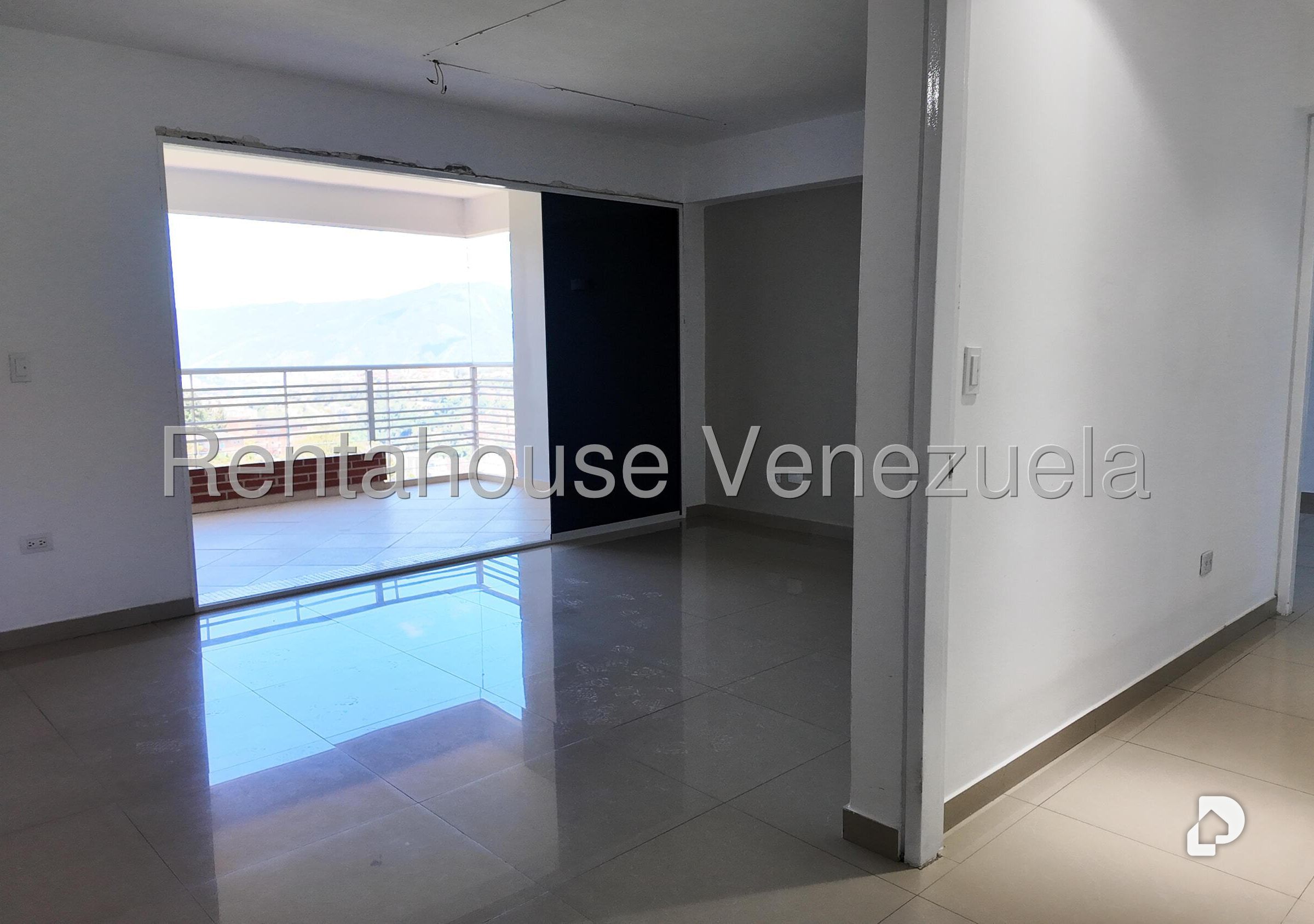 Apartamento en Oripoto, Caracas – 2