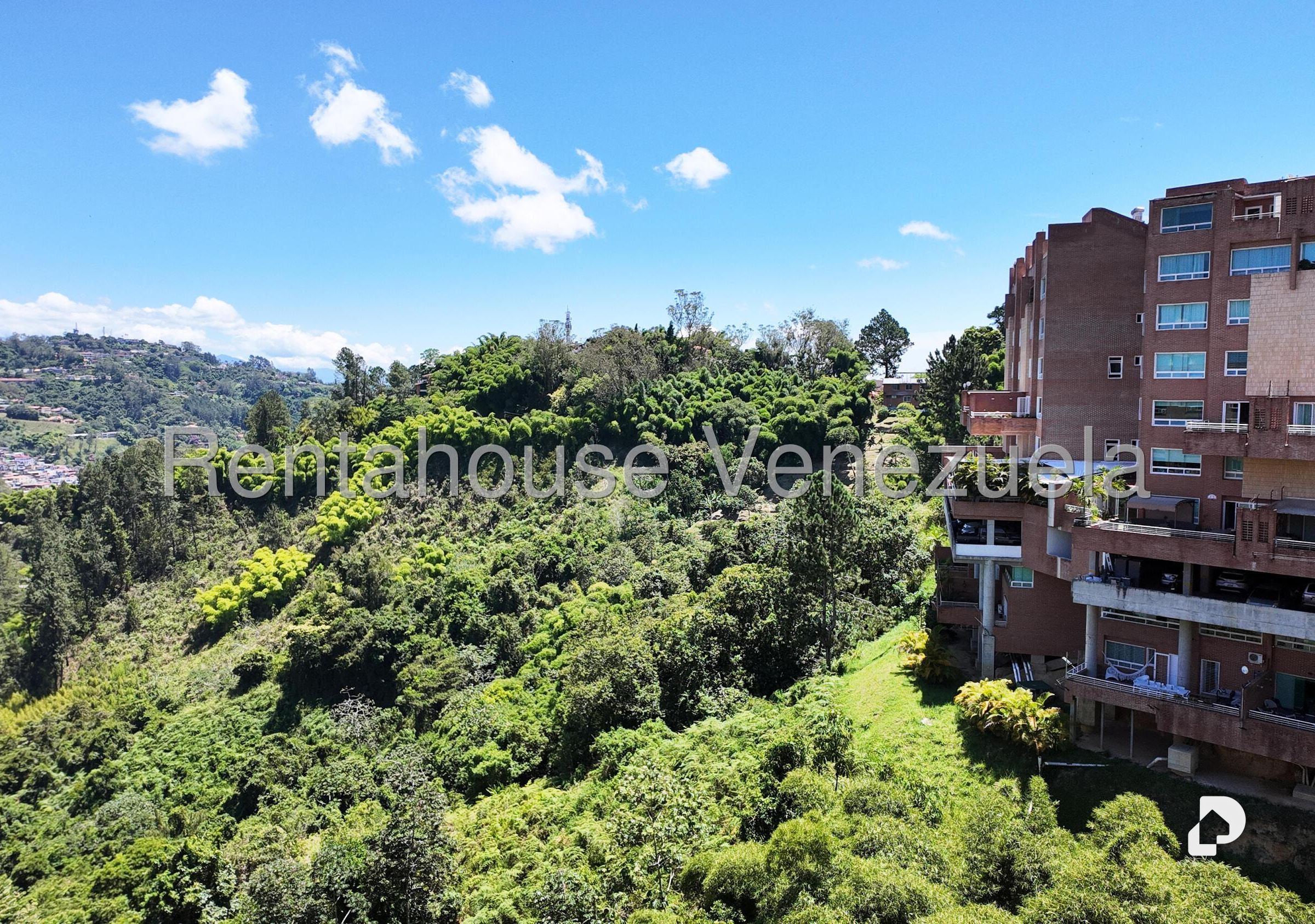 Apartamento en Oripoto, Caracas – 24