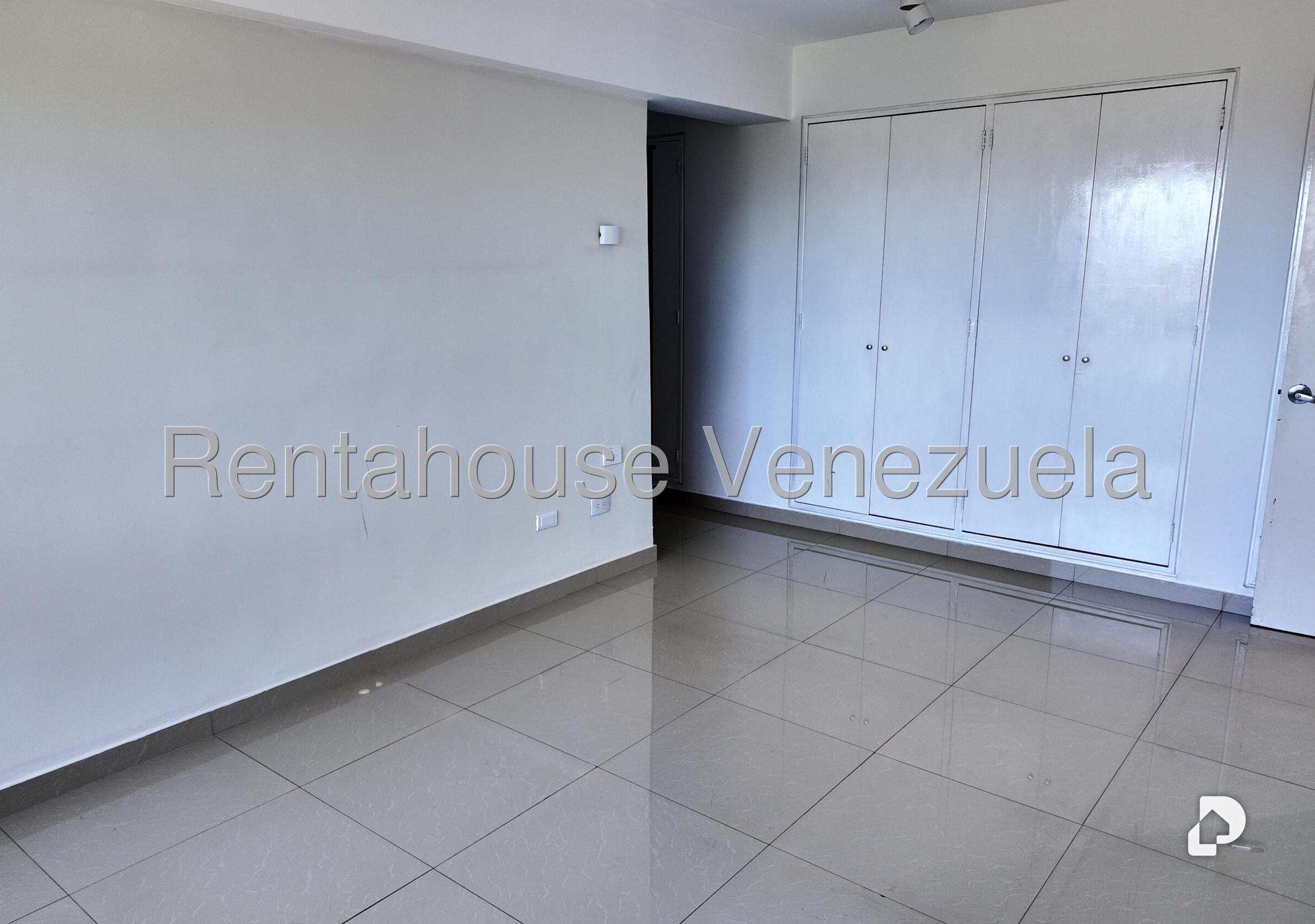 Apartamento en Oripoto, Caracas – 16