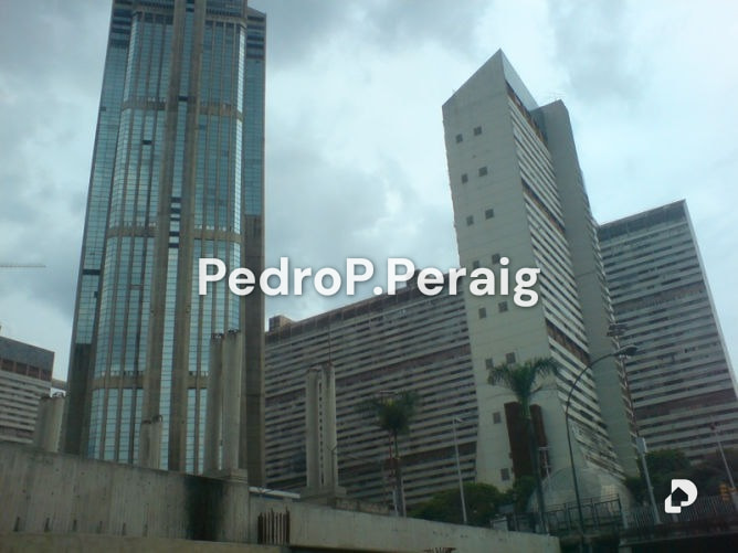 Apartamento en Parque Central, Caracas – 1