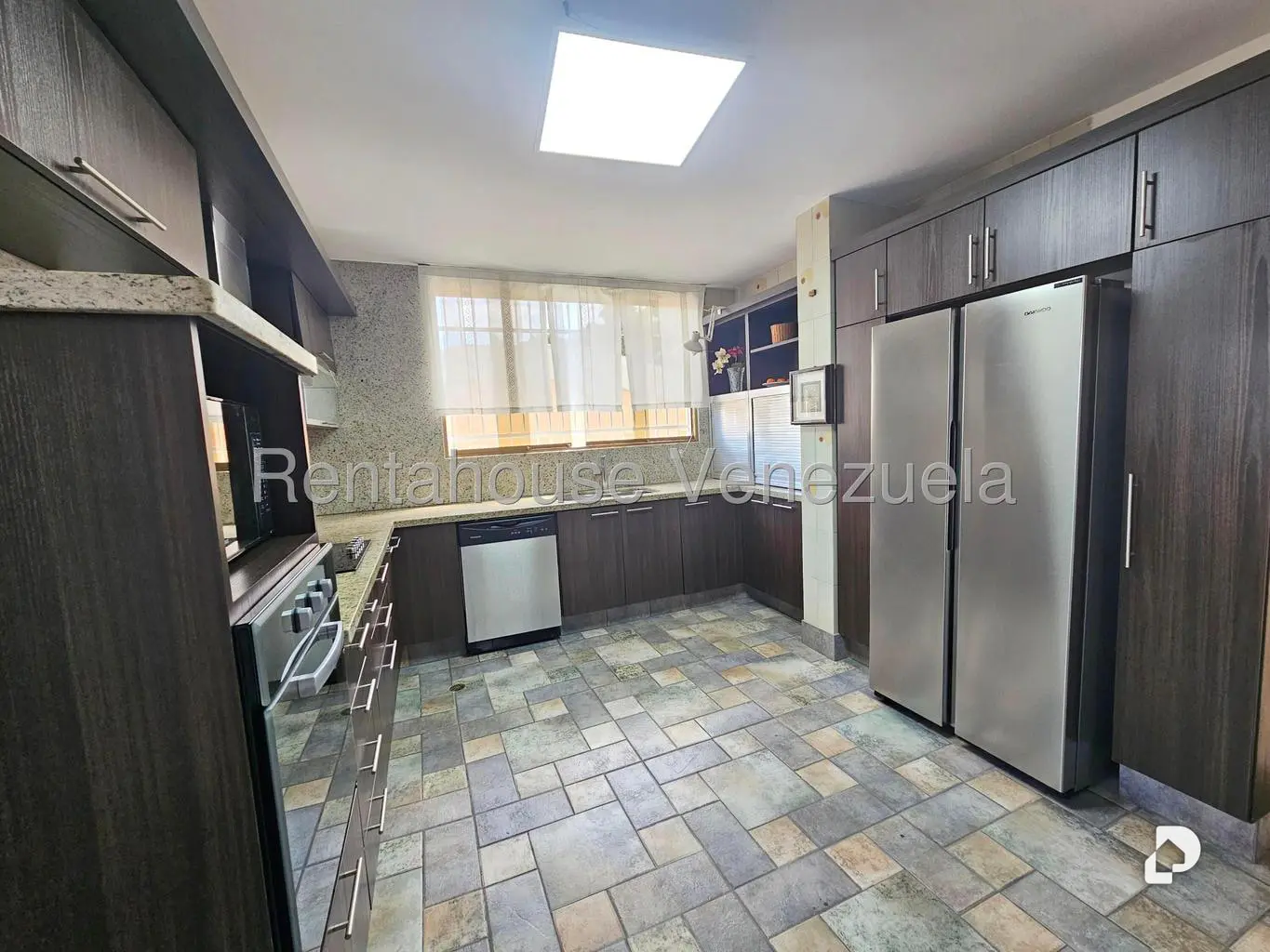Casa en Los Naranjos (del Cafetal), Caracas – 13