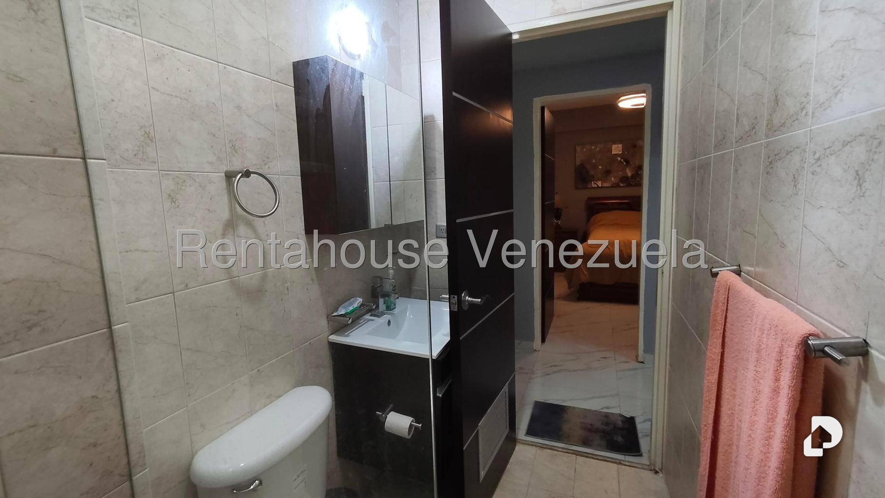 Apartamento en Oripoto, Caracas – 17
