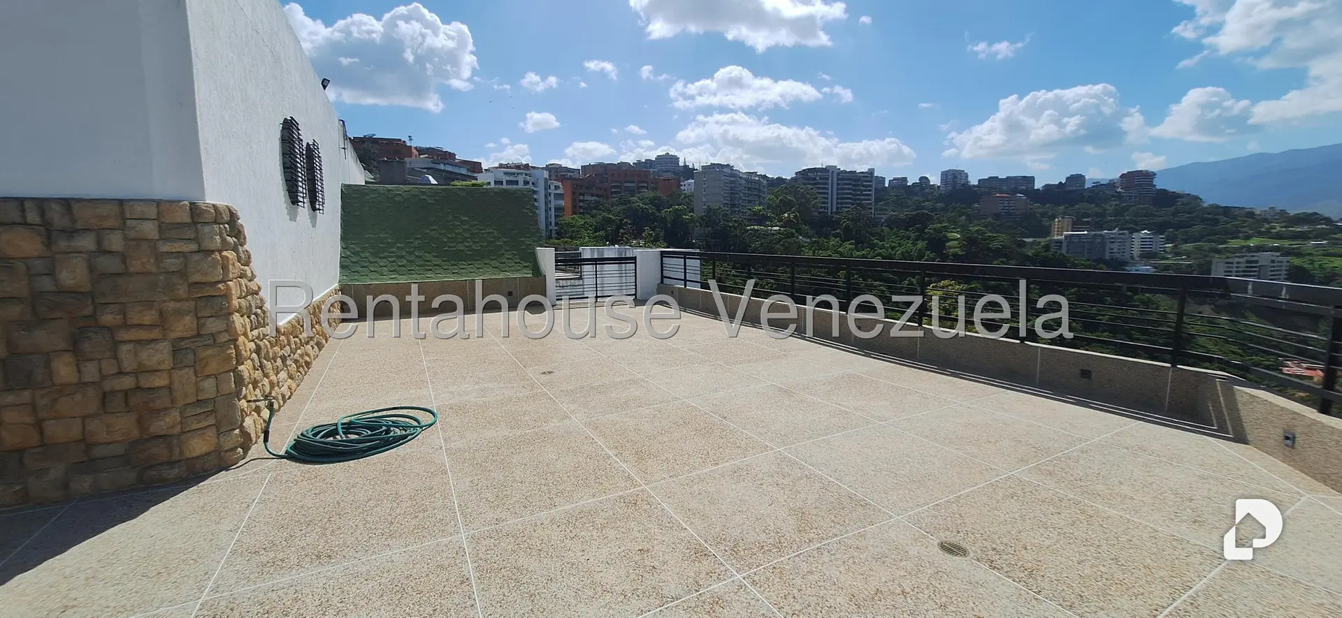 Apartamento en Colinas de Valle Arriba, Caracas – 17