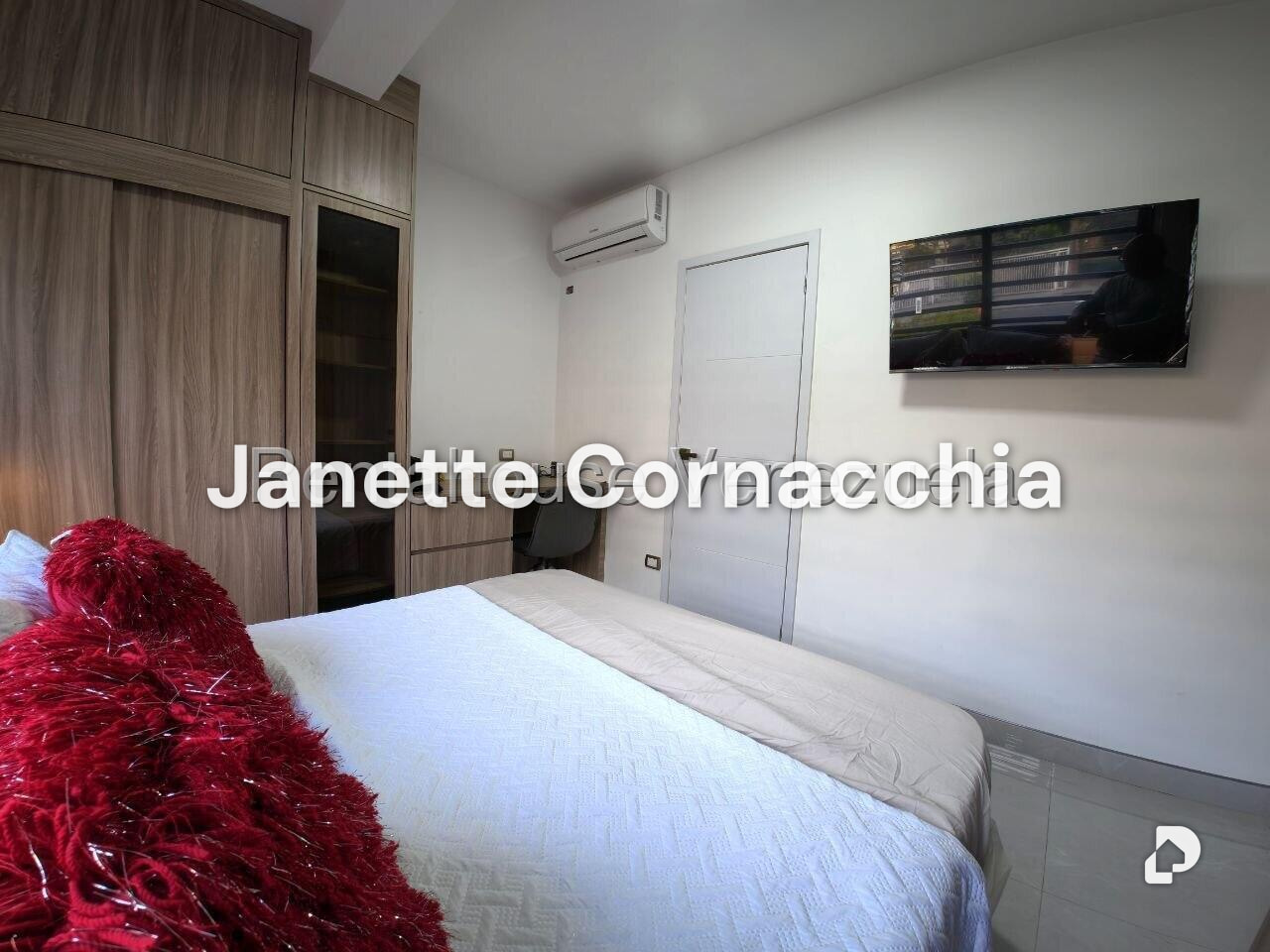 Apartamento en Altamira, Caracas – 11