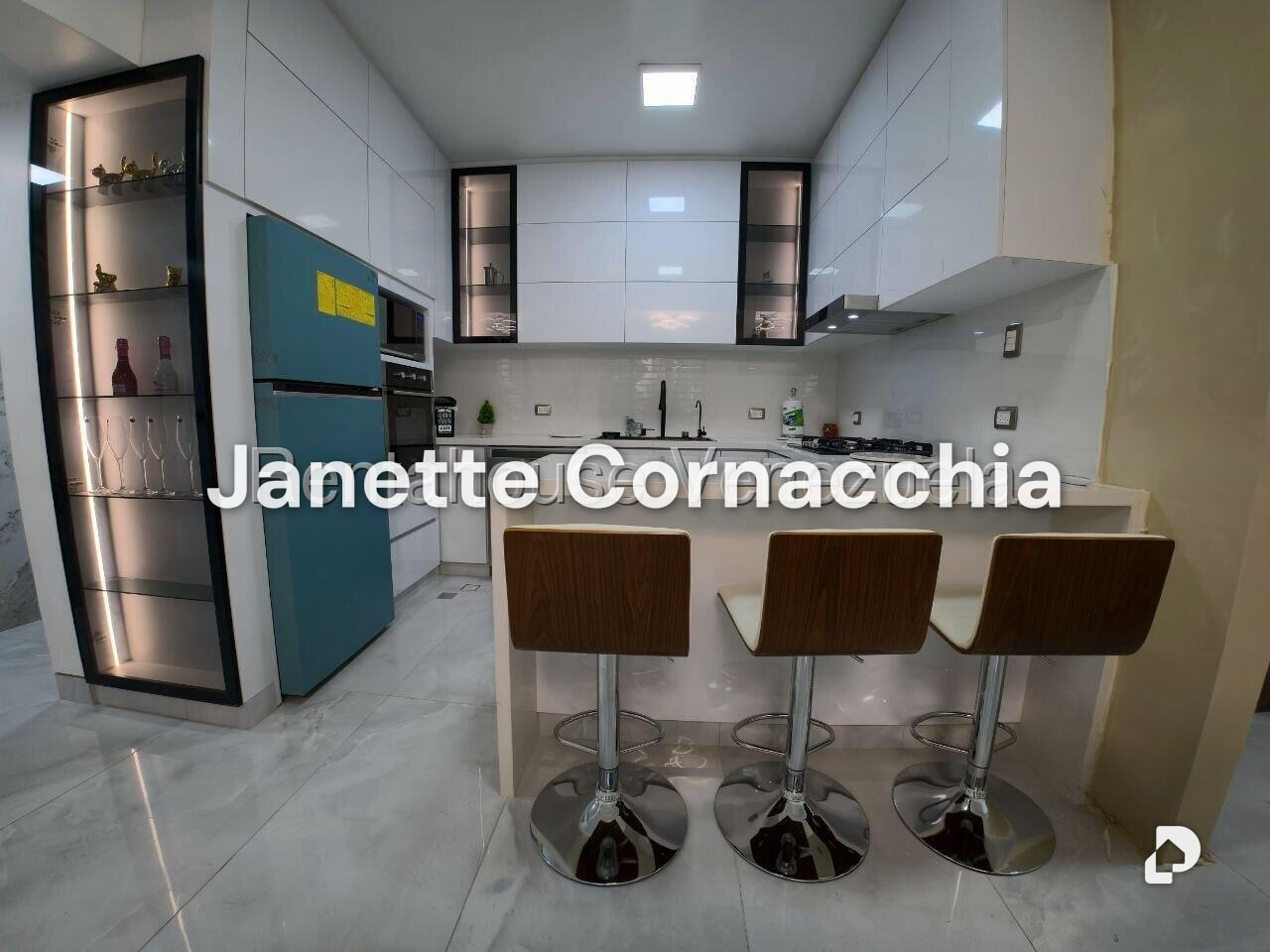 Apartamento en Altamira, Caracas – 18