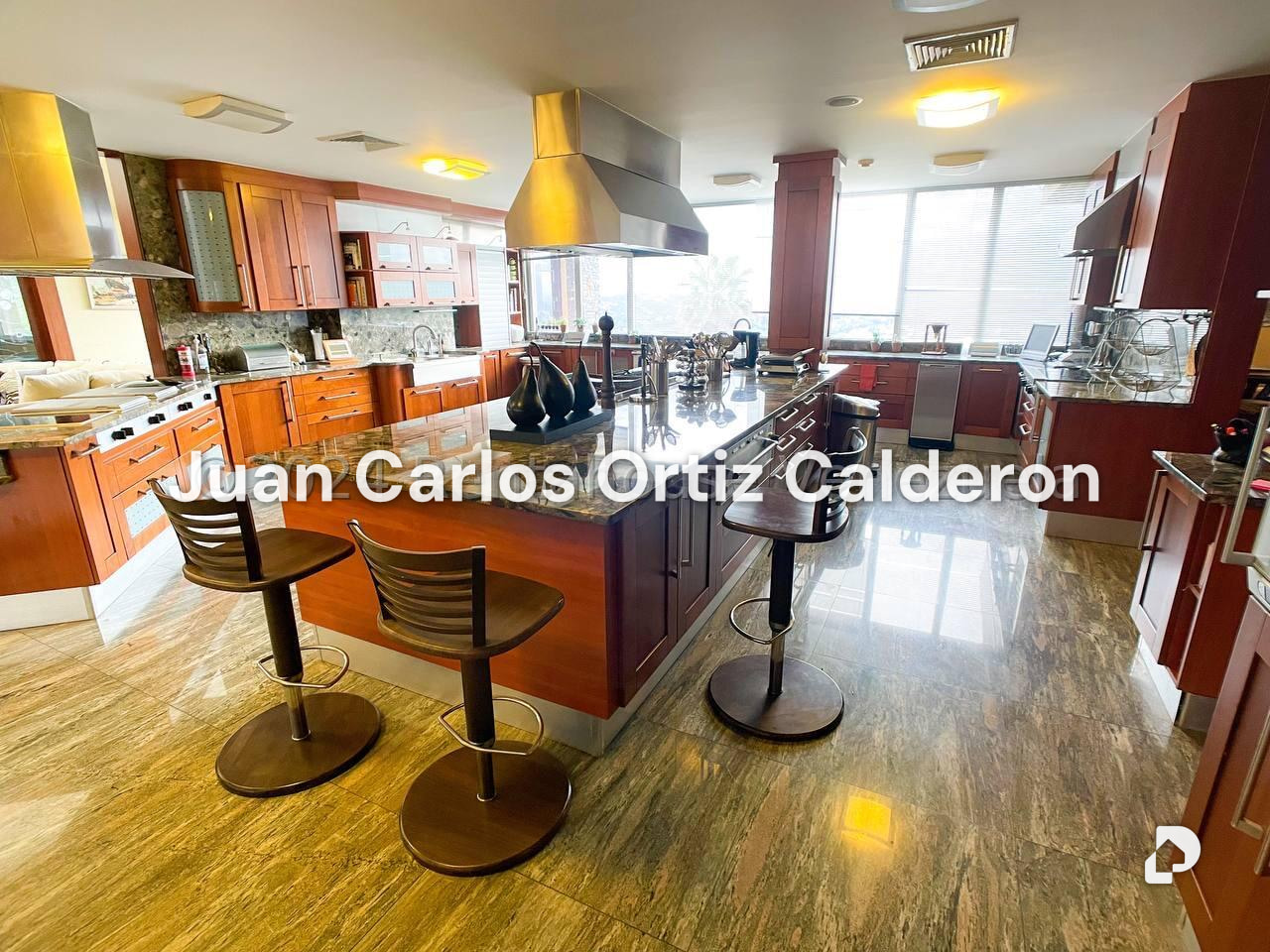 Casa en La Trinidad, Caracas – 18
