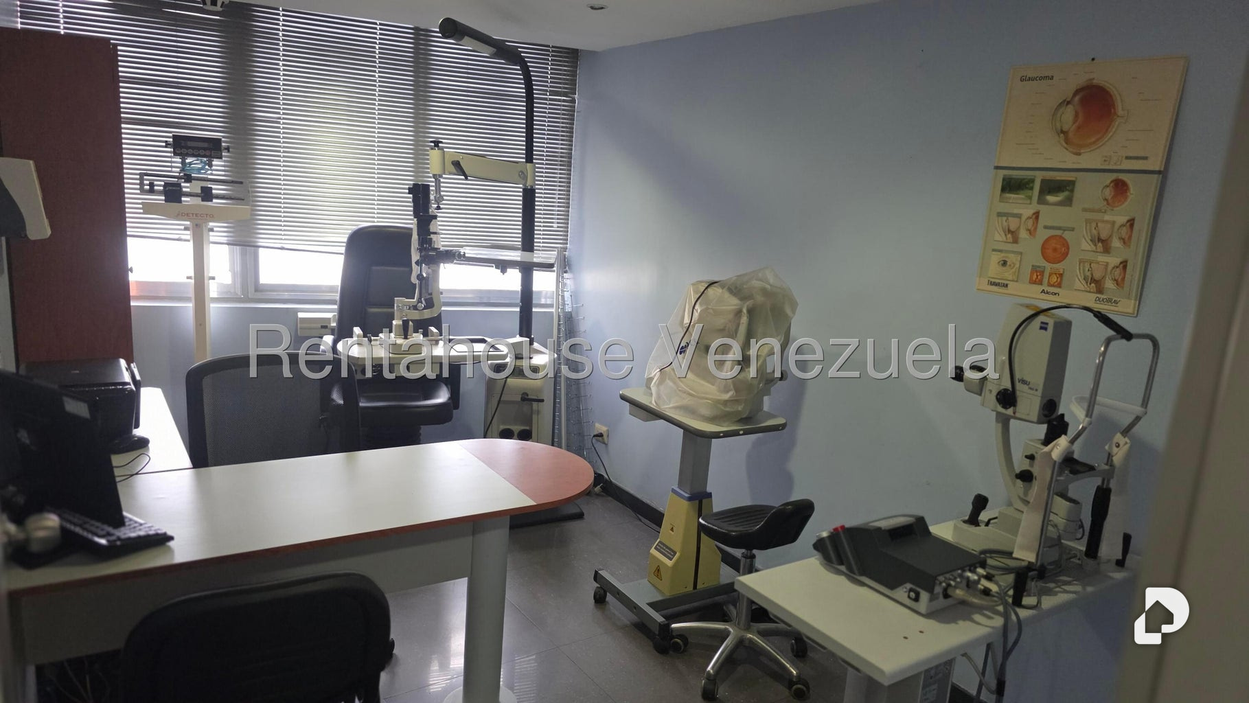 Local comercial en Parroquia Catedral, Caracas – 19