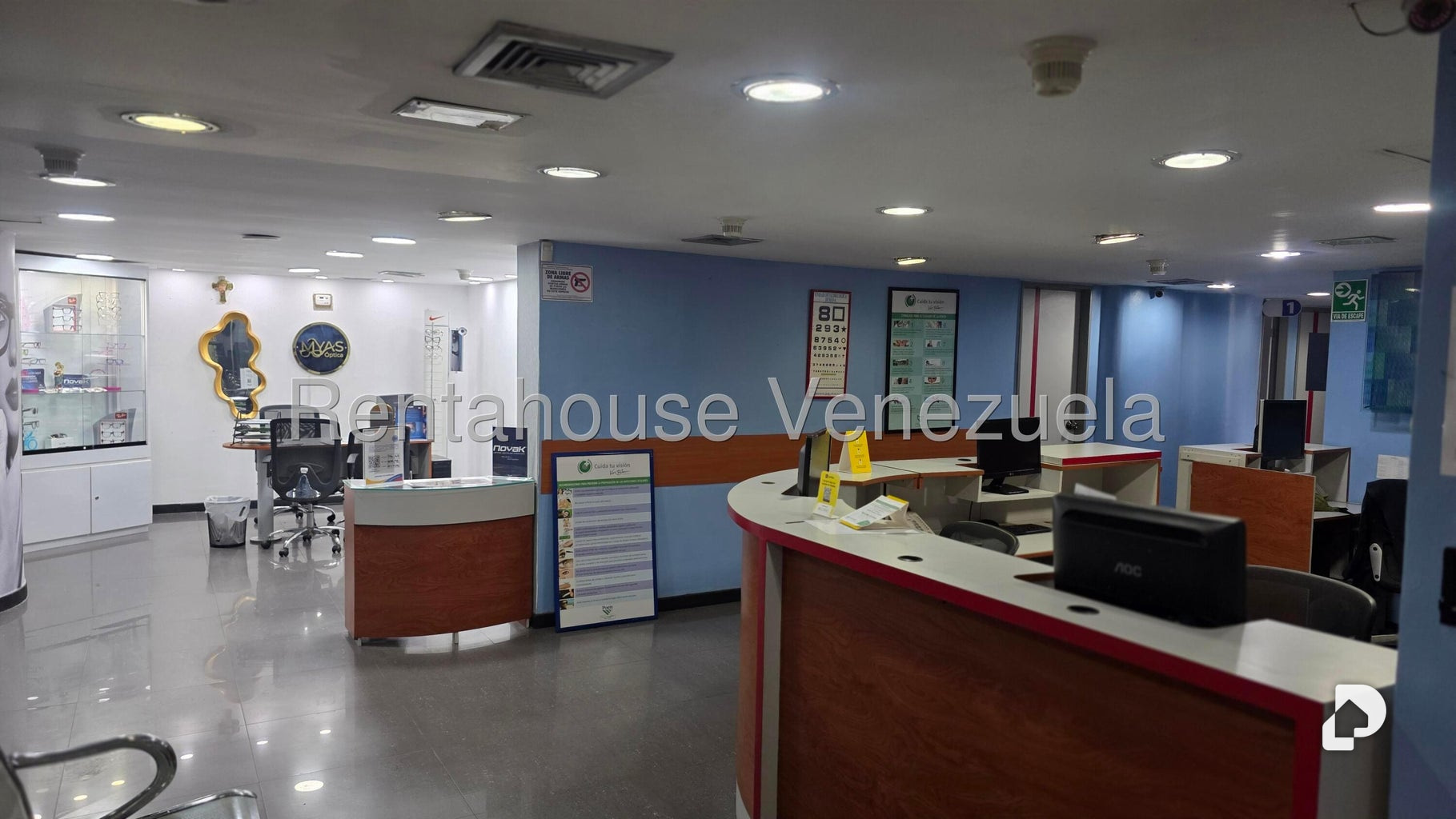 Local comercial en Parroquia Catedral, Caracas – 1