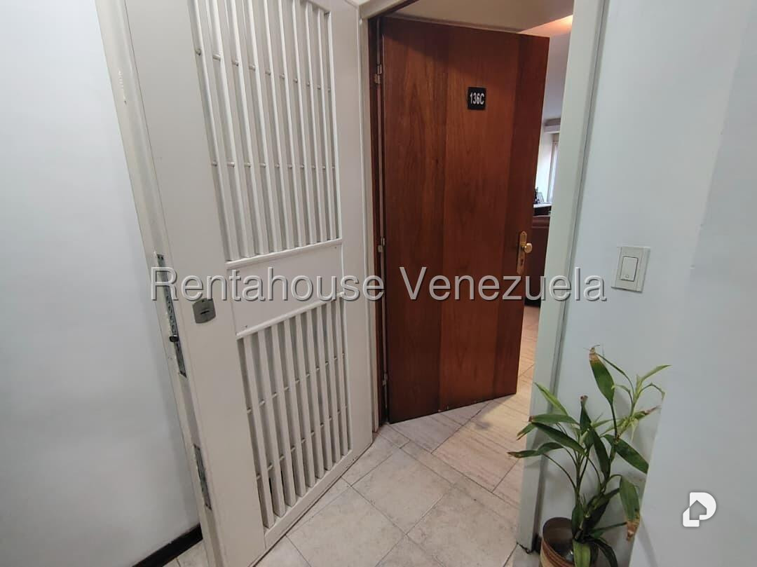 Apartamento en El Paraíso, Caracas – 2