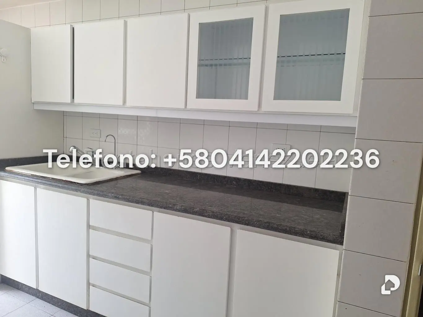 Apartamento en Los Palos Grandes, Caracas – 18