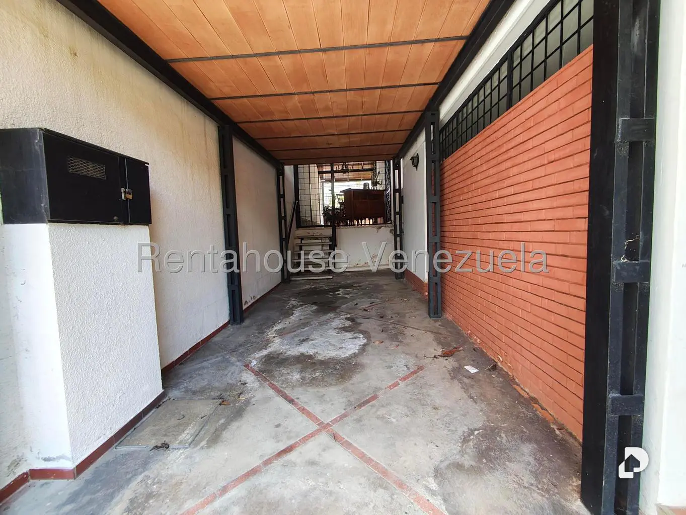 House in Prados del Este, Caracas – 32
