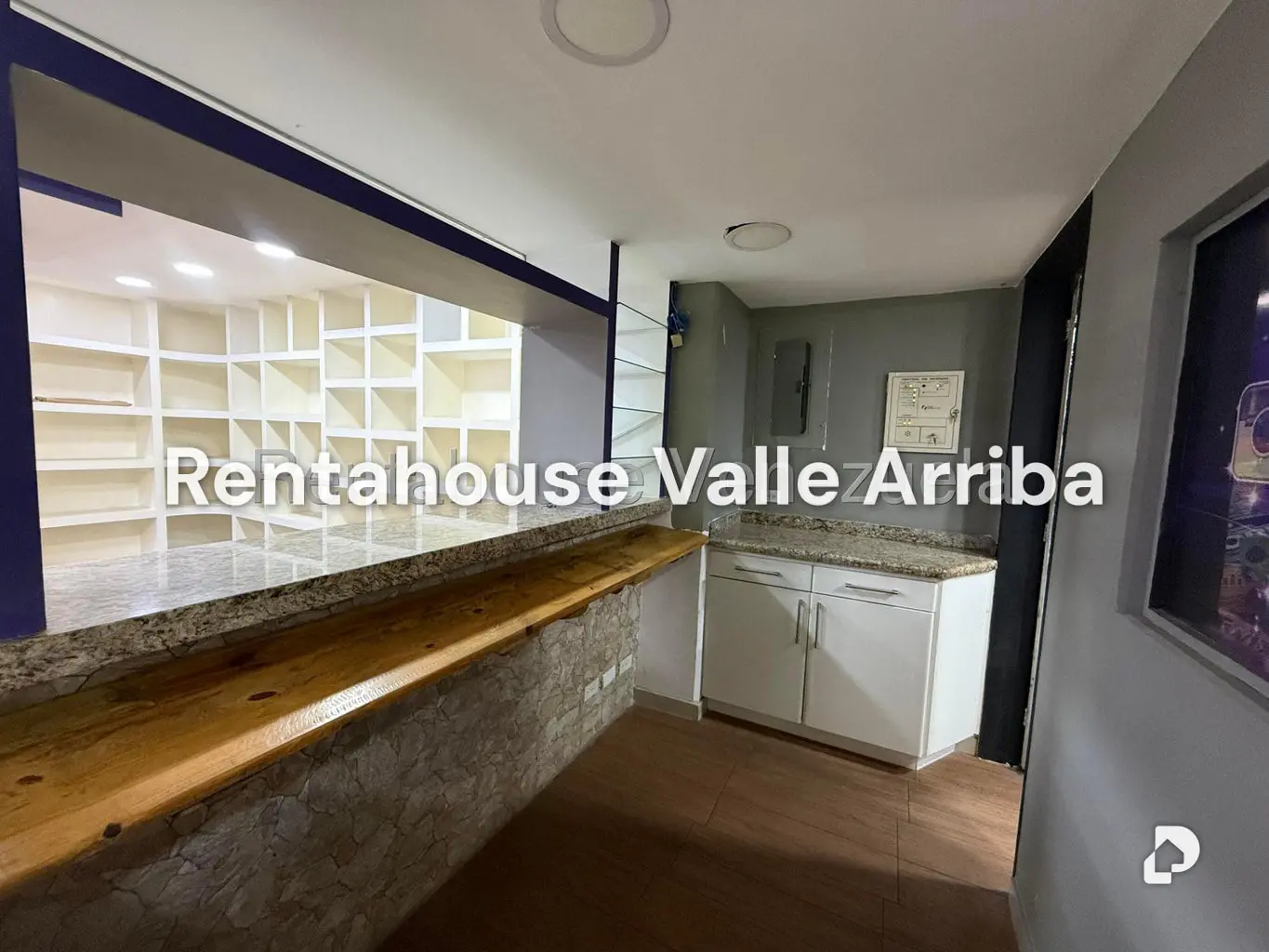 Local comercial en Santa Rosa de Lima, Caracas – 12
